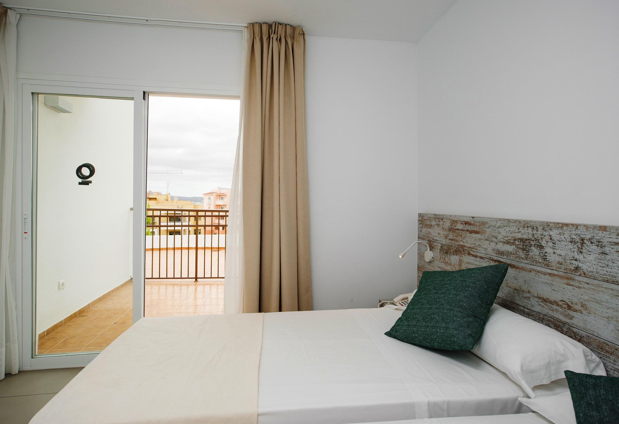 Apartamentos Vibra Riviera San Antonio  Exterior foto
