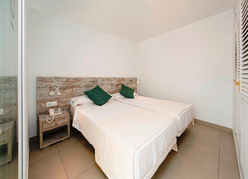Apartamentos Vibra Riviera San Antonio  Exterior foto